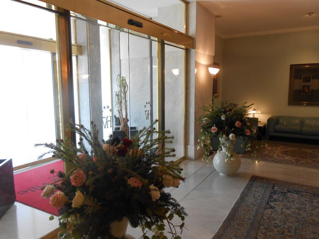 Hotel De La Ville Авелино Екстериор снимка